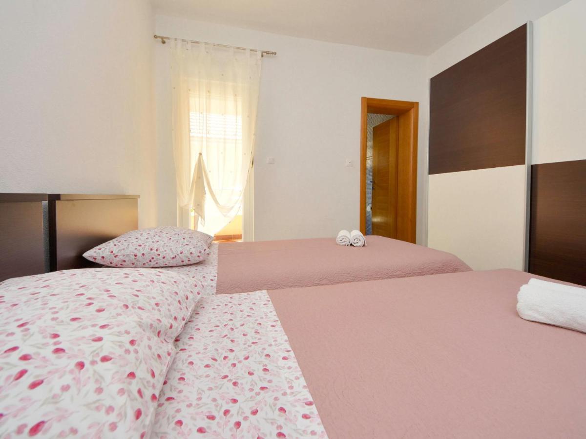 Apartment Tanja By Interhome Maslenica Eksteriør billede