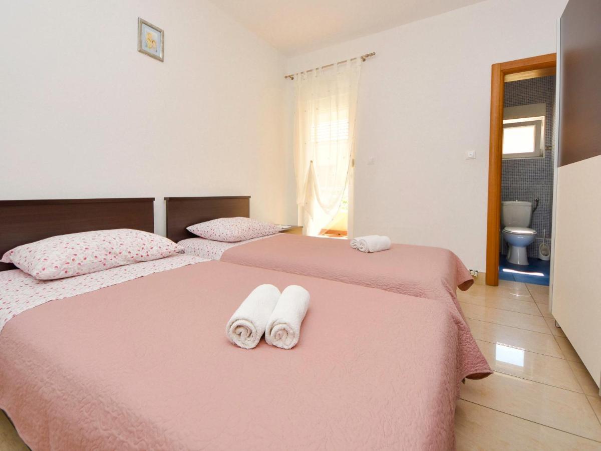 Apartment Tanja By Interhome Maslenica Eksteriør billede